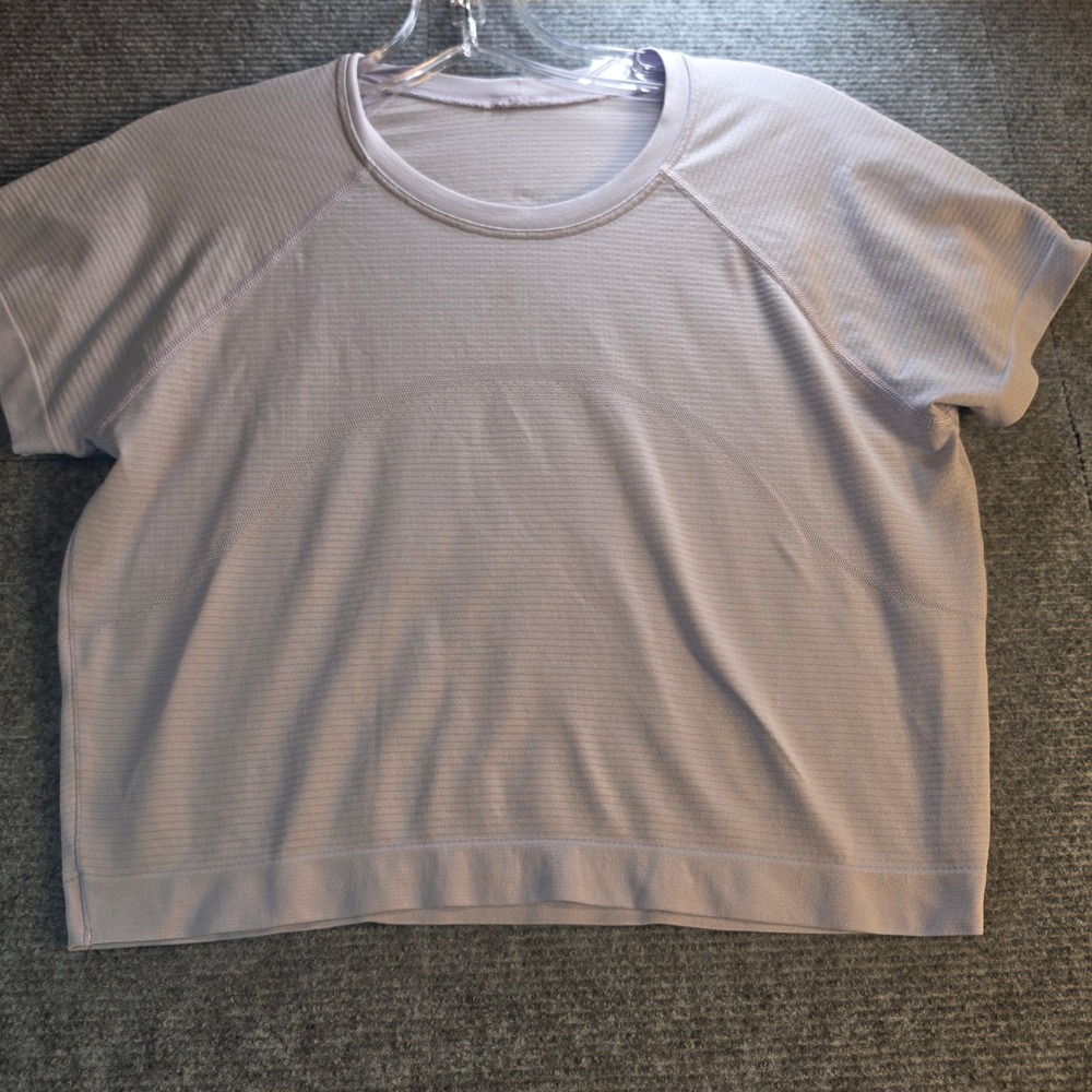 Lululemon Swiftly Tech SS 2.0 Women Size 6 Lavender Purple Good Race Length Top